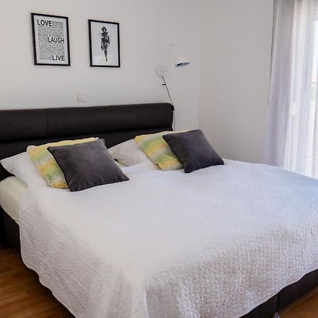 Villa Maneni Rogoznica  Esterno foto